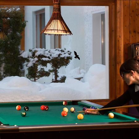 Hotel La Prairie Crans-Montana Bagian luar foto