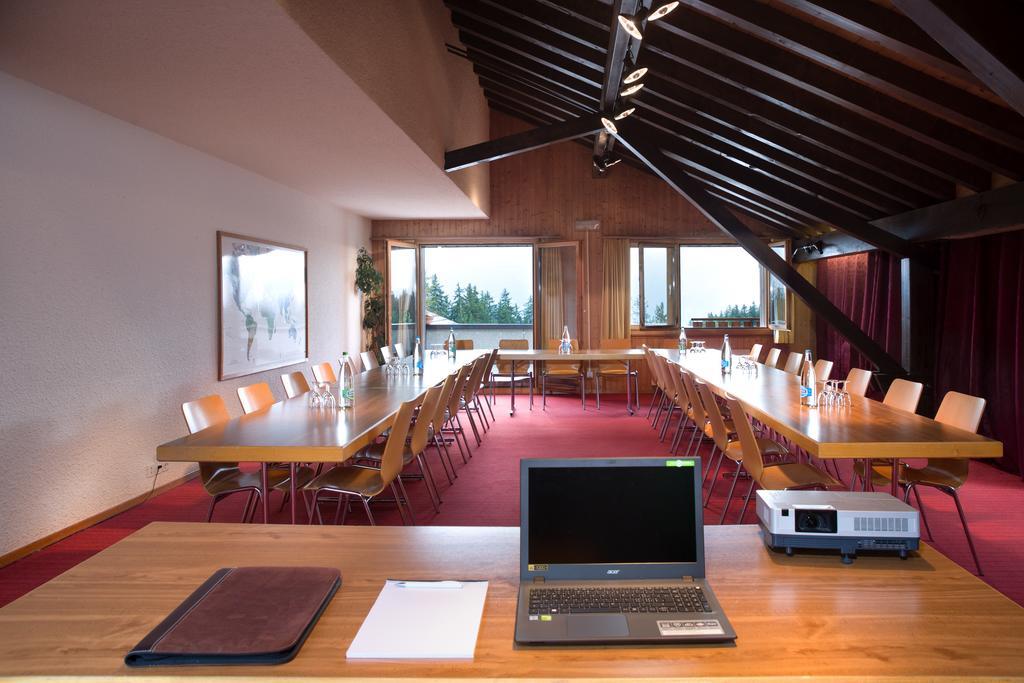 Hotel La Prairie Crans-Montana Bagian luar foto