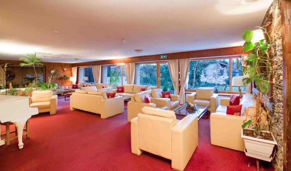 Hotel La Prairie Crans-Montana Bagian luar foto