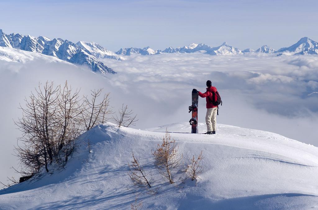 Hotel La Prairie Crans-Montana Bagian luar foto